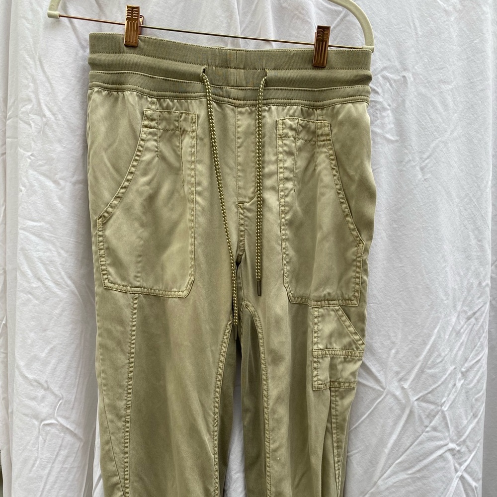 Anthropologie army green joggers XS